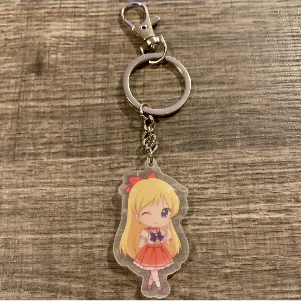 Sailor Moon: Sailor Venus Charm Keychain
